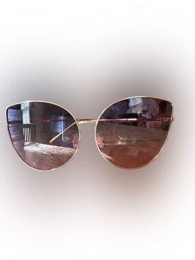 torrid Gold Frame Sunglasses with Pink-Tinted Lenses